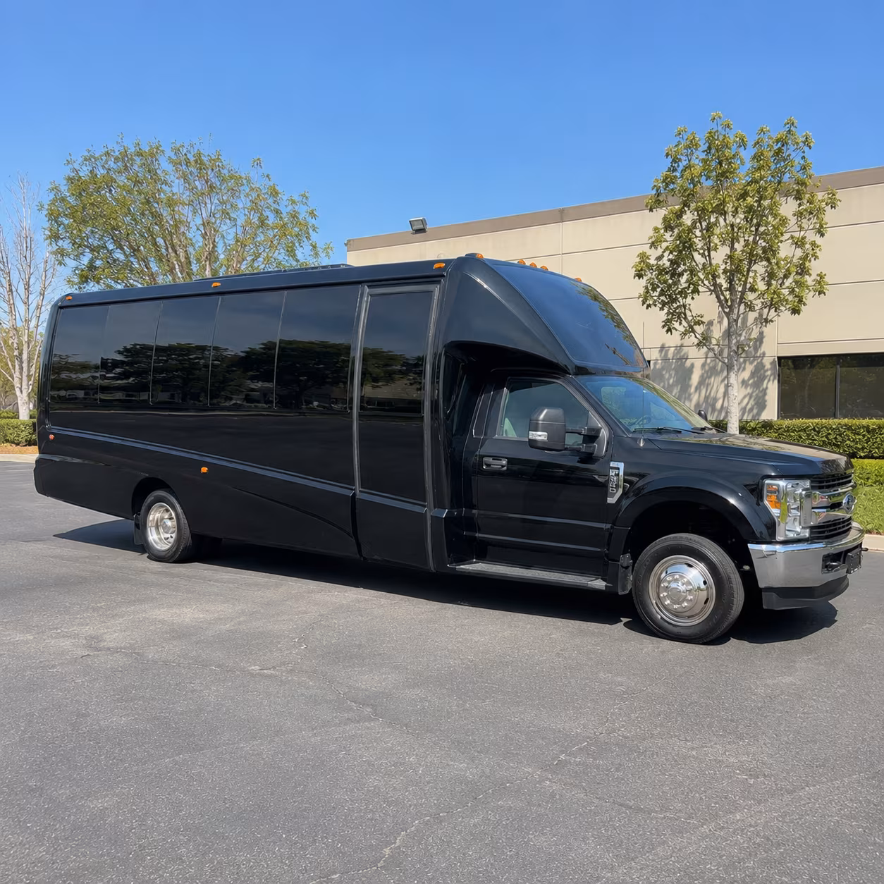 bus rentals for bands performers and touring groups through greeley