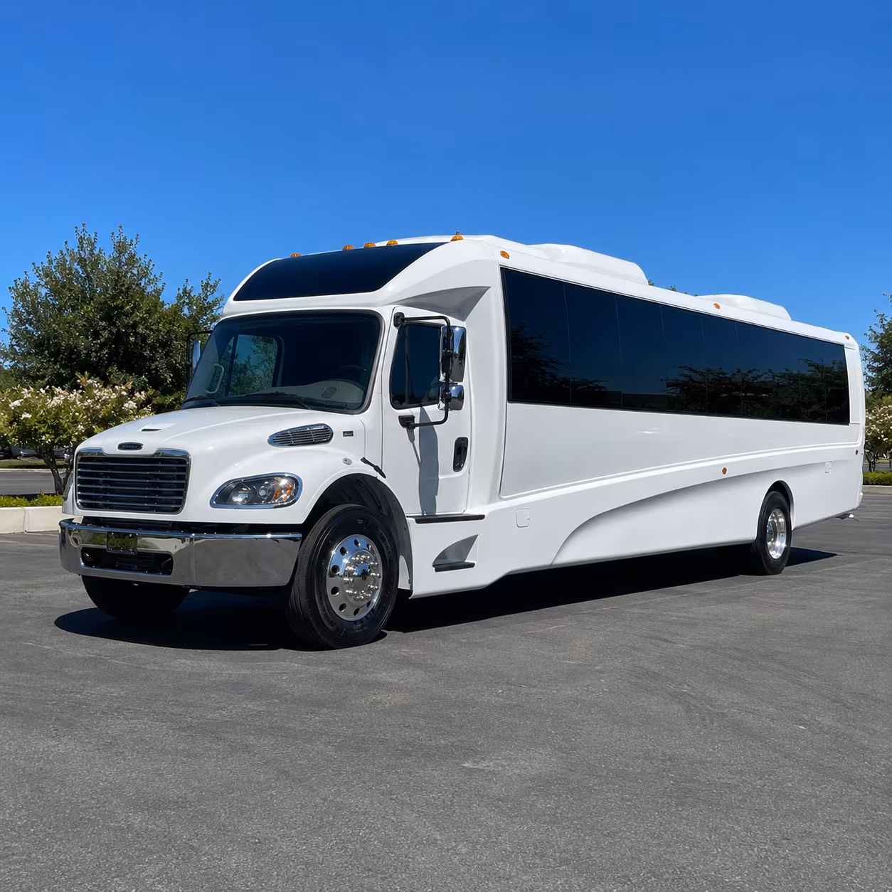 greeley 25 passenger minibus