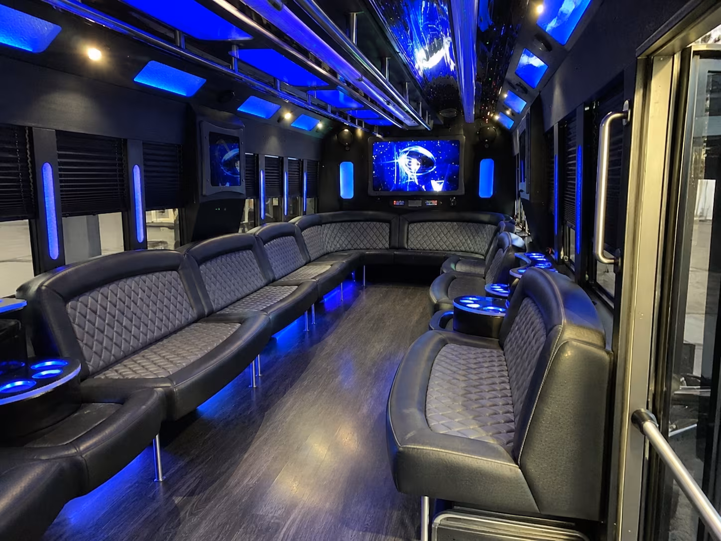 greeley 28 passenger party bus interior