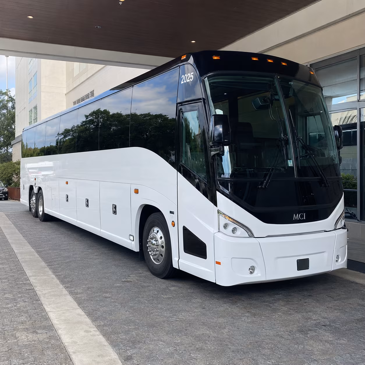 greeley 54 passenger charter bus