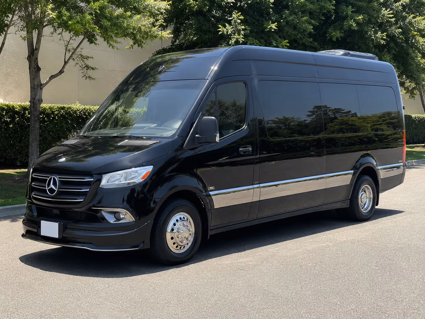 reserve transportation for your next airport transfer 4