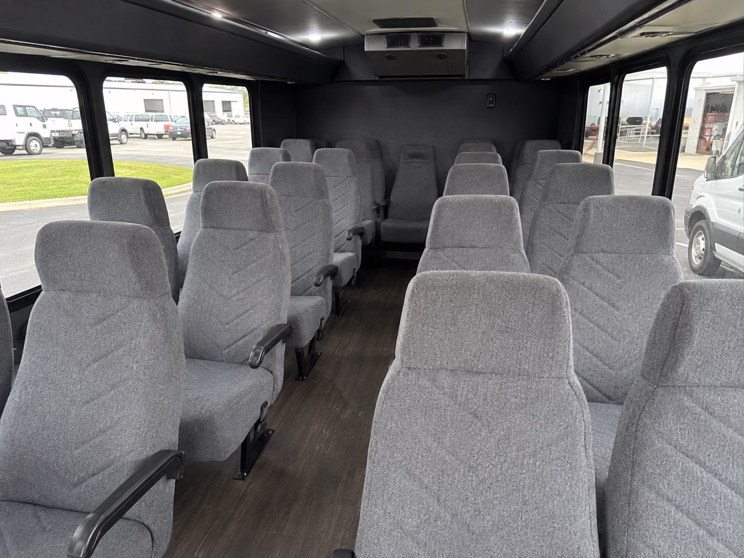 reserve transportation for your next wedding 4